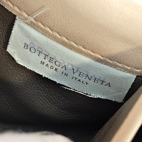 🌸 Bottega Veneta Intrecciato Lotus Beige Wallet Long Wallet 🌸 - Picture 3 of 16